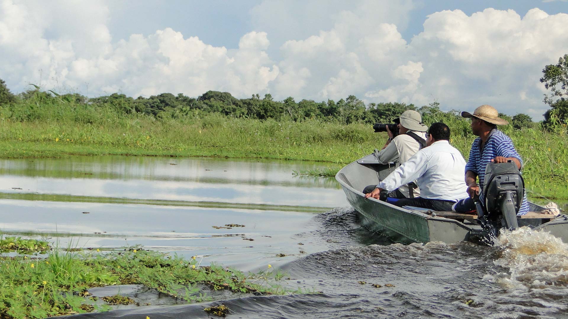 De Barco no Pantanal